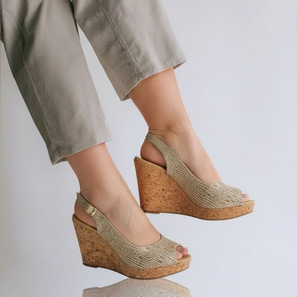 Elegant Tan Wedge Sandals  Womens size 7
